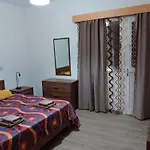 Pari Holiday Apartments